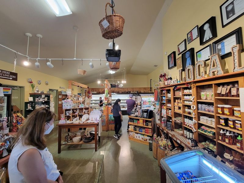 Oakdale Cheese & Specialties, Oakdale