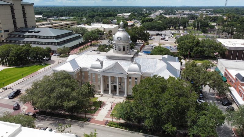 The City Of Oaks And Azaleas Earns Its Name