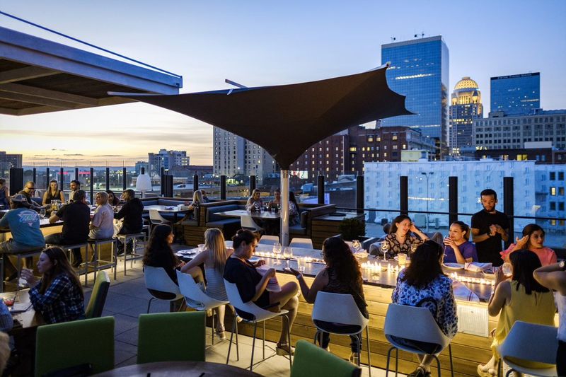 8UP Elevated Drinkery And Kitchen