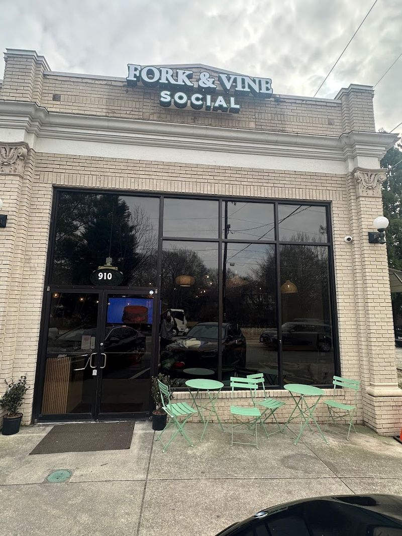 Fork And Vine Social