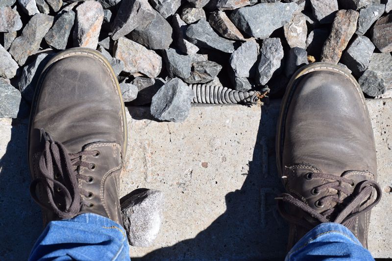 Wear Closed-Toe Shoes Before You Even Think About Boarding