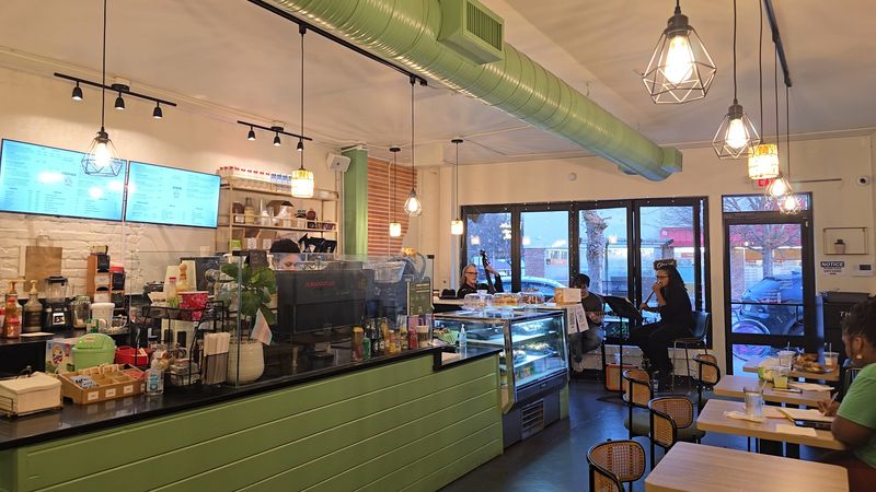 15 Charming Georgia Cafes With Scenic Views Perfect For This June - Decor Hint Cafe Bartique