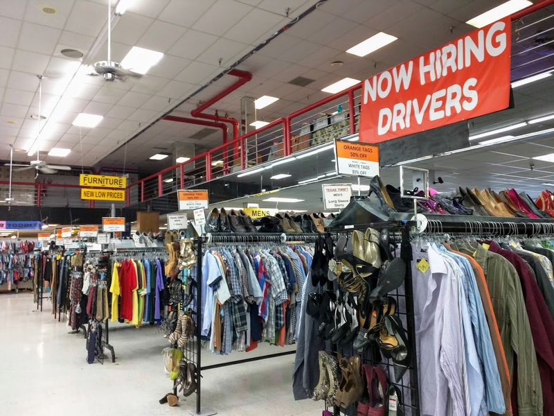 Texas Thrift, Arlington