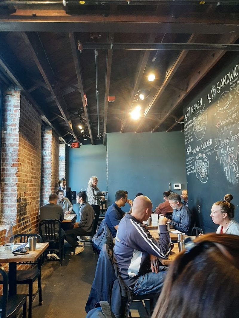 Holland Street Hides The Kind Of Wing Stop People Remember