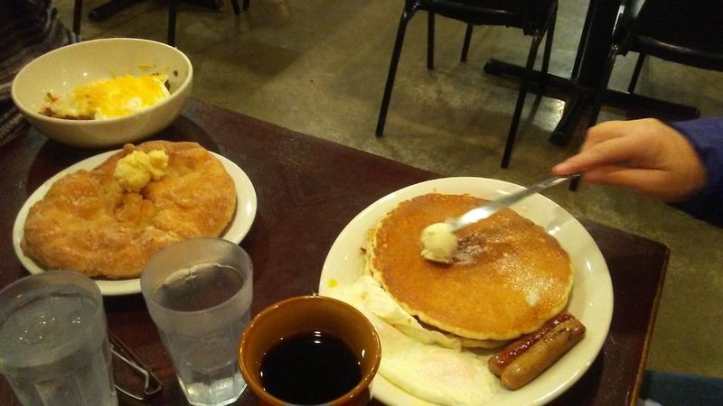 Pancakes And Chicken Fried Steak Do Heavy Lifting