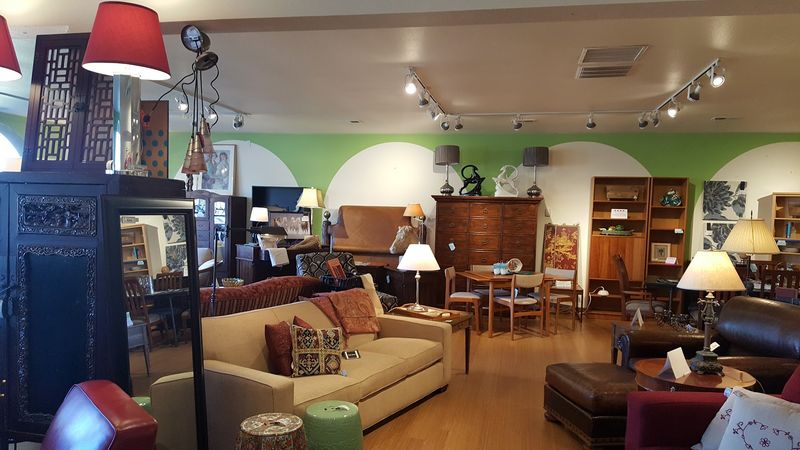 Outdoor Gear And Designer Brands At Secondhand Prices