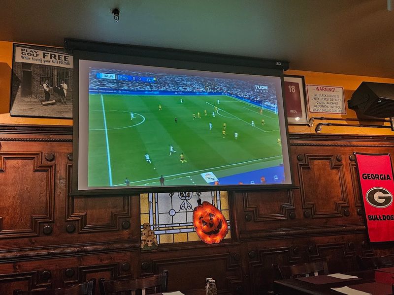 A screen setup that delivers