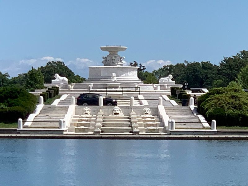 The James Scott Memorial Fountain