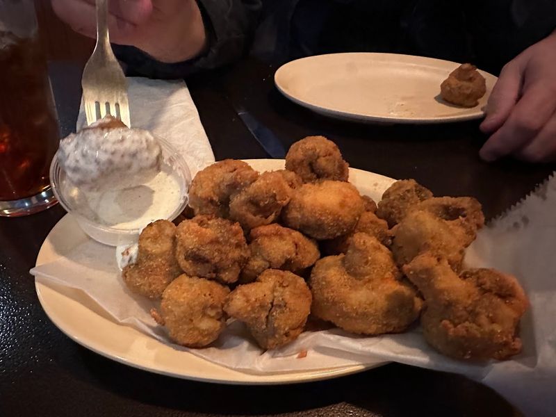 Fried Mushrooms That Steal The Spotlight