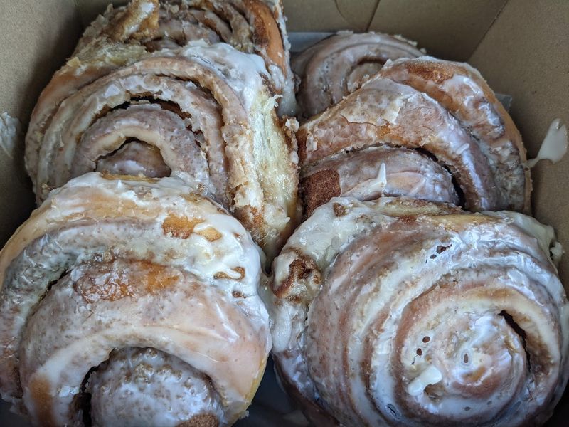 Vegan Cinnamon Rolls That Make Mornings Better