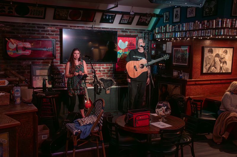 Live Music That Fills The Room