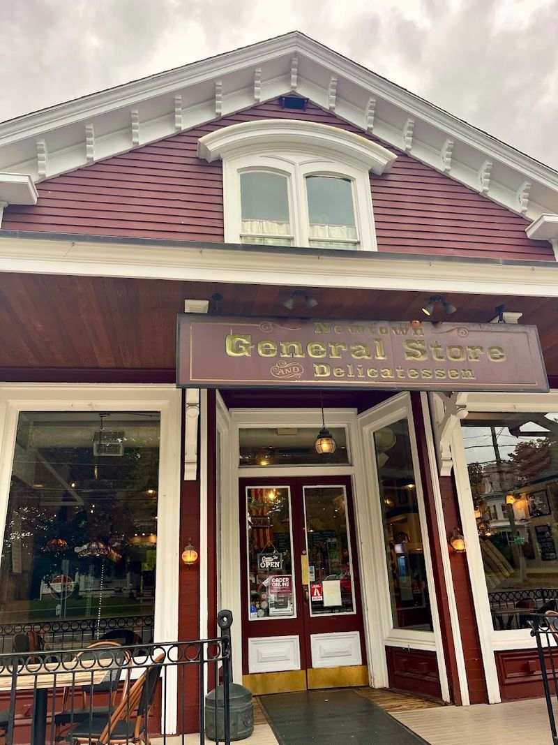 This Connecticut Store Serves Sandwiches So Good Locals Plan Lunch Around Them - Decor Hint Breakfast Here Is Worth Setting An Early Alarm