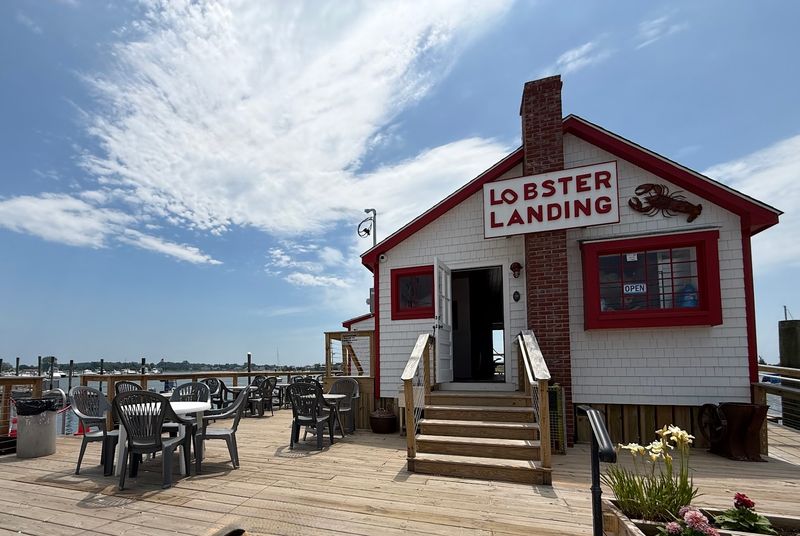 The Best Lobster Roll In Connecticut Is Served At This Cozy Seafood Spot - Decor Hint A Tiny Shoreline Shack With Big Flavor