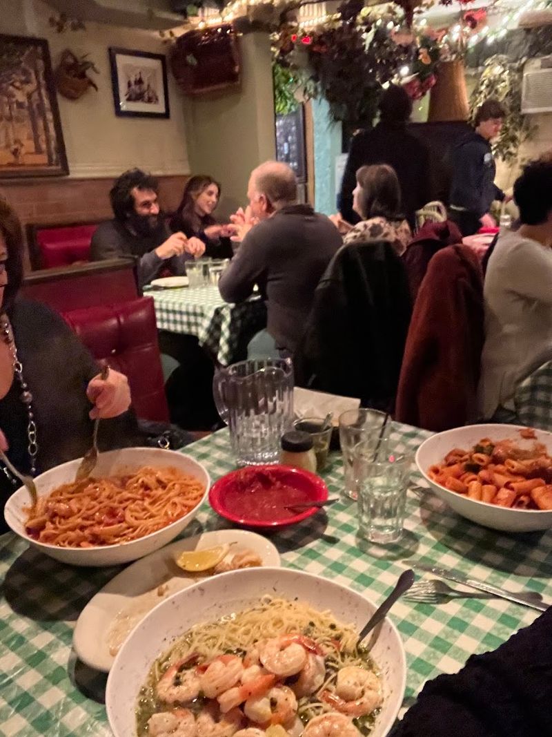 Why Visitors Keep Talking About The Pasta