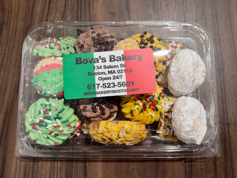 Cookies That Taste Like Someone's Grandmother Made Them