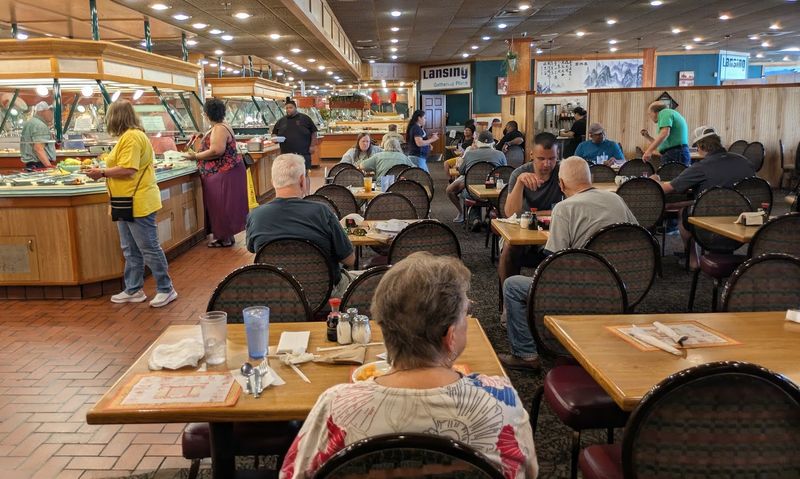 World Buffet & Grill, Lansing