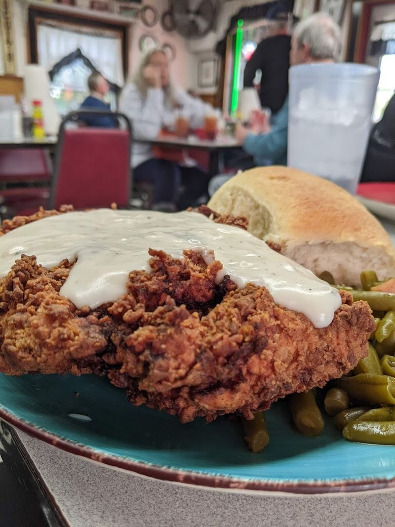 One Small Texas Restaurant Has Built A Reputation For Doing Everything Well - Decor Hint A Breakfast That Actually Wakes You Up