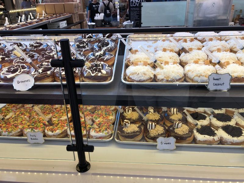 Food Options That Go Beyond Mall Standards
