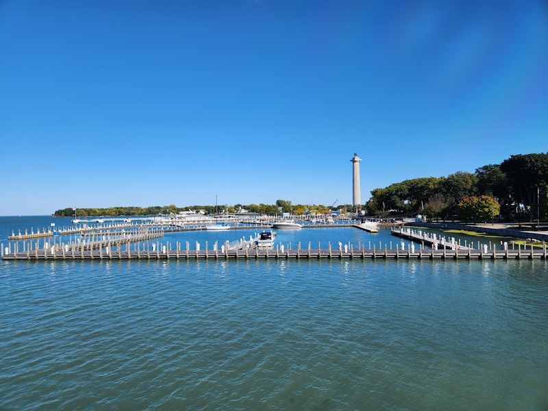 This charming Ohio town is the last place you'd expect to find great seafood - decor cue Where fresh fish comes with some of the best views on the island