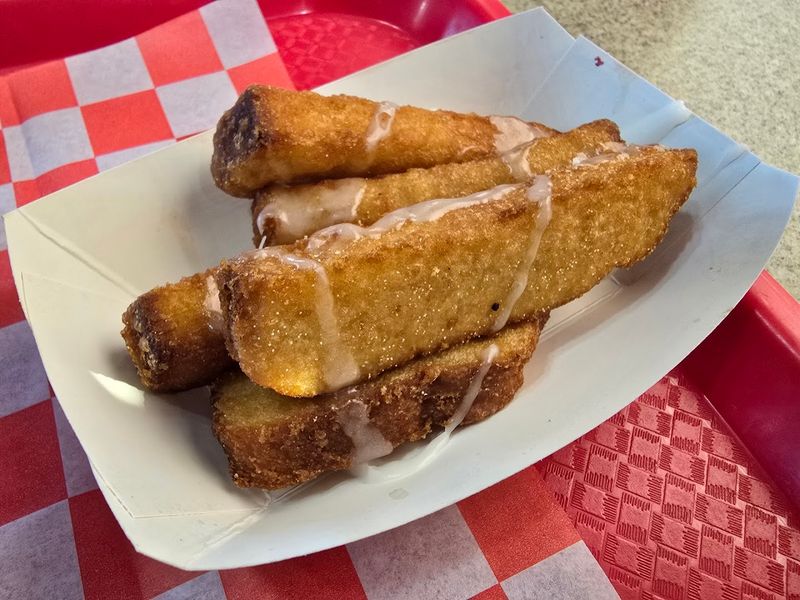 You Haven't Truly Lived Until You've Tried The Biscuits And Gravy At This Georgia Gem - Decor Hint Hash Brown Wedges Worth Writing Home About