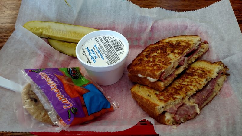 How The Ordering Process Sets The Right Tone