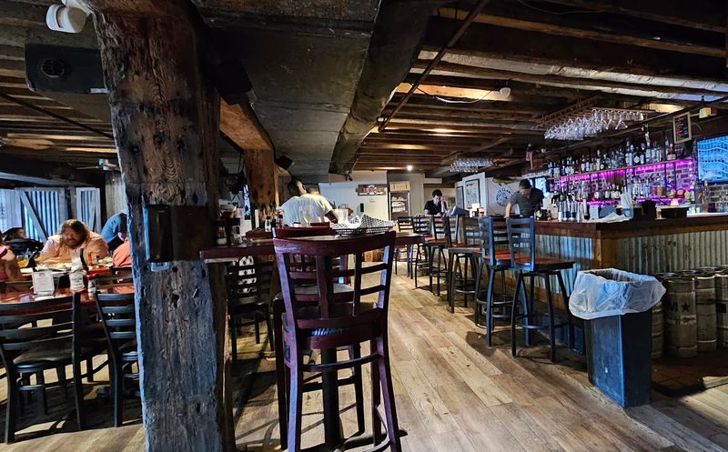 Dockside Seafood On River Street Savannah