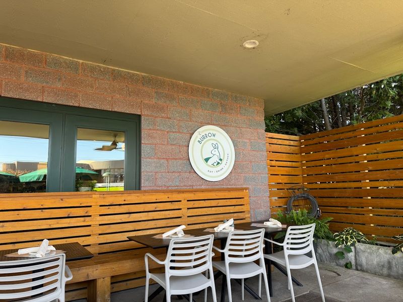 13 Michigan Outdoor Dining Spots Serve Incredible Meals And Stunning Scenery - Decor Hint The Burrow TC