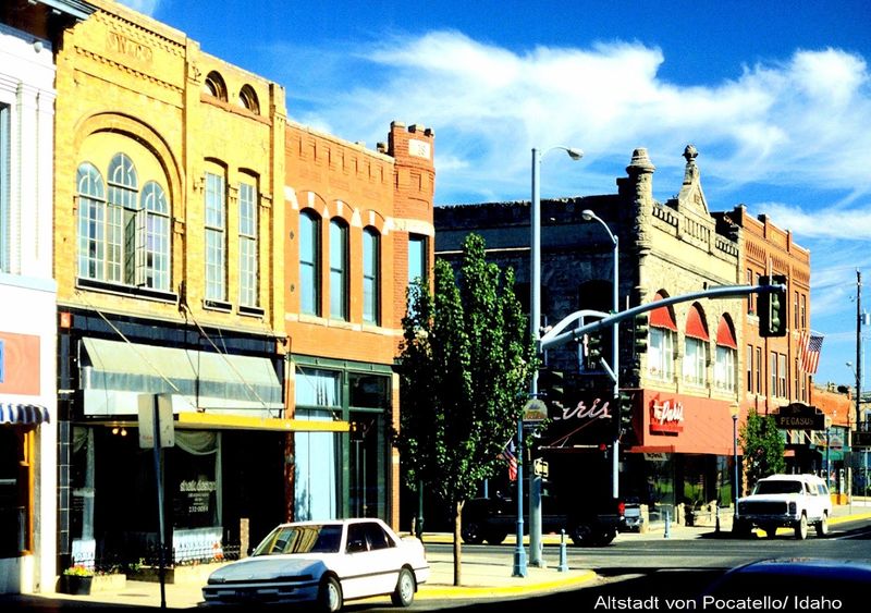 The Dreamy Town In Idaho Where Retirement Still Feels Possible On $2,000 A Month - Decor Hint Idaho City Where Lower Rent Shapes Retirement Life