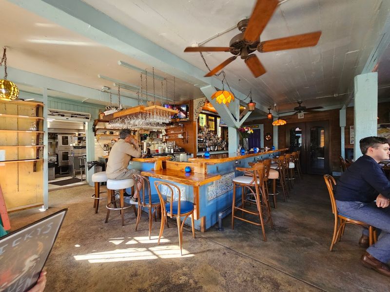 These Beloved Florida Restaurants Make Gluten-Free Eating Feel Effortless - Decor Hint Blue Heaven, Key West