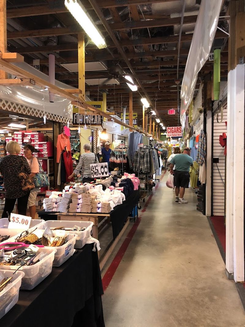 A Flea Market That Feels Like Its Own Little World