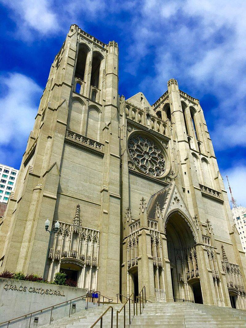 California Has A Hilltop Cathedral That Looks Straight Out Of Old Europe - Decor Hint Twin Towers Make The First Impression Huge
