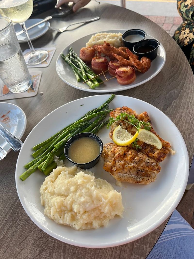 Dry Dock Waterfront Grill, Longboat Key