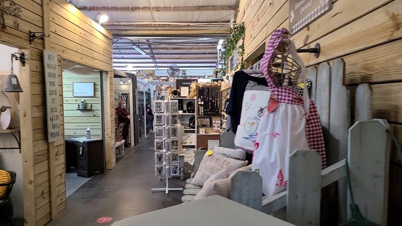 A Treasure Hunter's Paradise With 100 Unique Shops