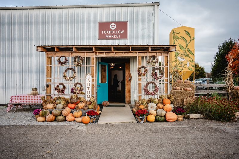 This Unassuming Kentucky Farm Is Quietly Leading A Revolution In American Agriculture - Decor Hint The On-Site Farm Market