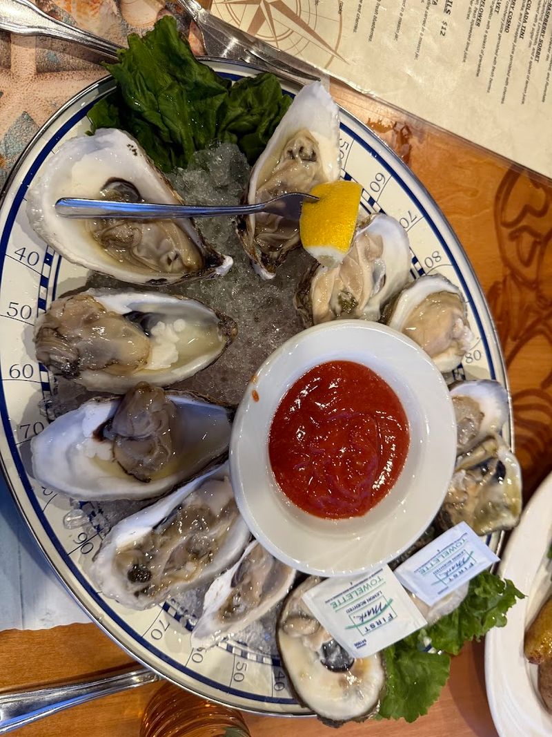 10 Low-Key Jersey Shore Restaurants Food Lovers Need To Try - Decor Hint Captain's Inn Restaurant