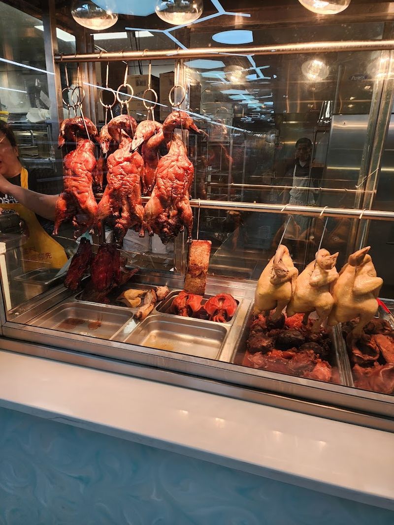 A Food Court That Earns Its Place