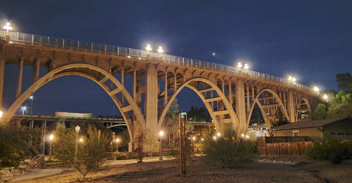 The Haunted California Bridge With A Past That Feels Even Heavier After Dark - Decor Hint