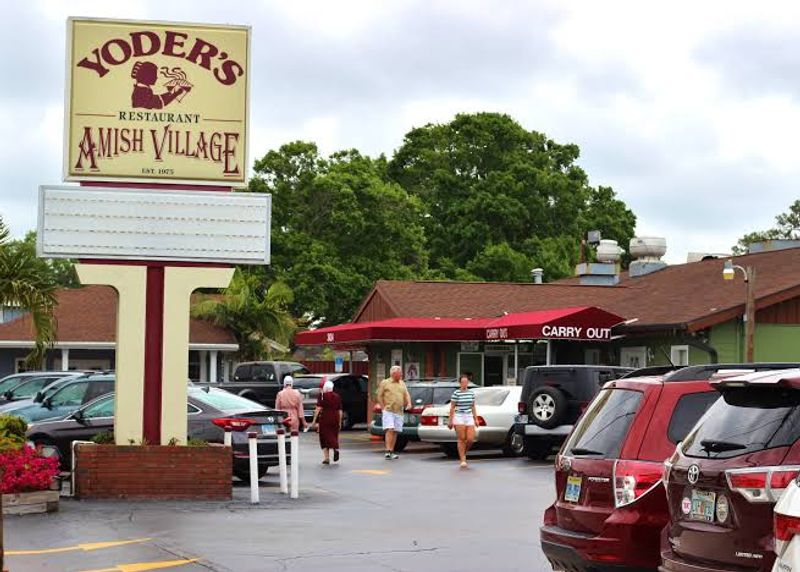 The Little-Known Florida Amish Community That Turns A Simple Visit Into A Slow-Paced Escape - Decor Hint Where Breakfast Earns Its Reputation