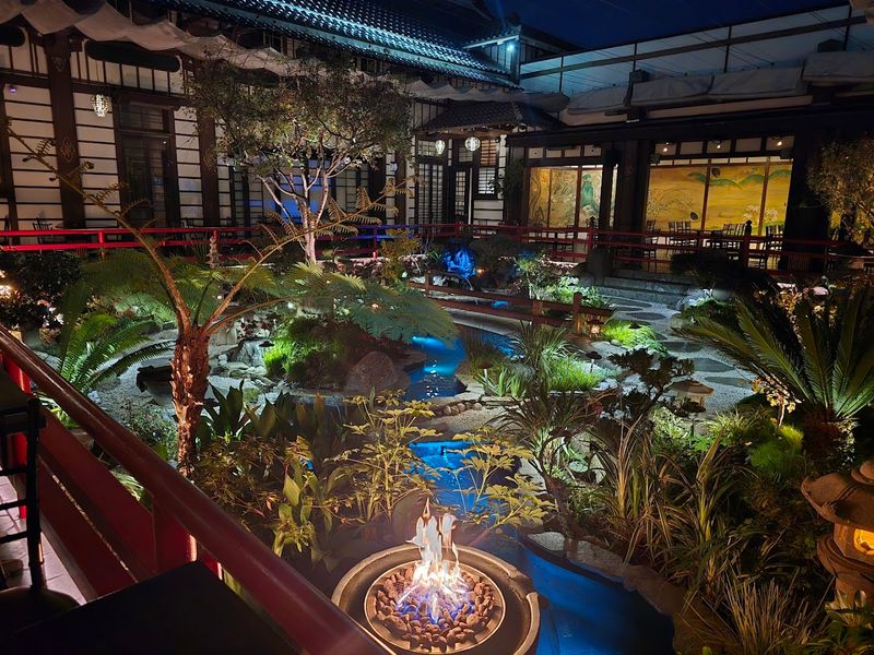 Yamashiro, Hollywood