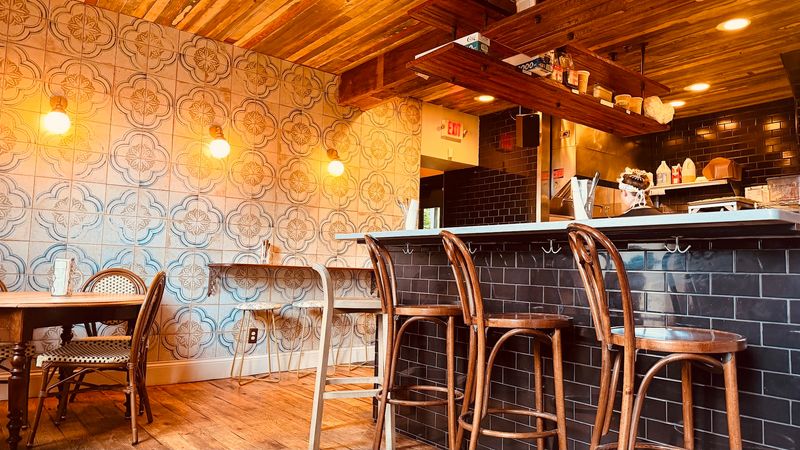 14 Louisville, Kentucky Brunch Spots That Are Absolutely Worth The Weekend Wait - Decor Hint Gralehaus