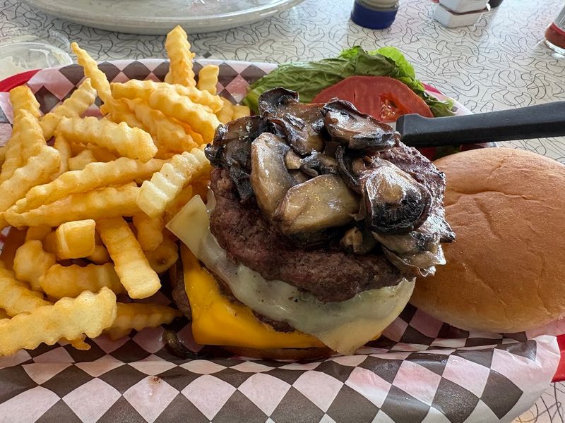 The Honest Abe Burger That Everyone Cannot Stop Talking About