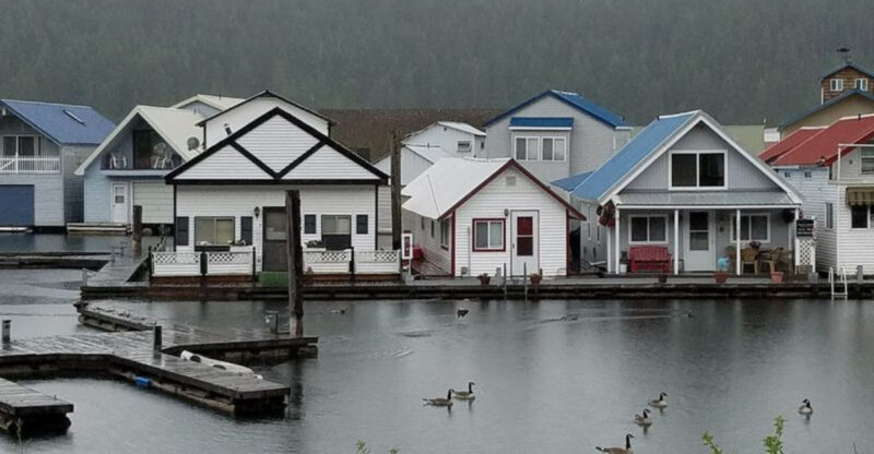 The Idaho Fishing Village Tourists Skip On The Way To Sandpoint And Locals Are Quietly Grateful For It