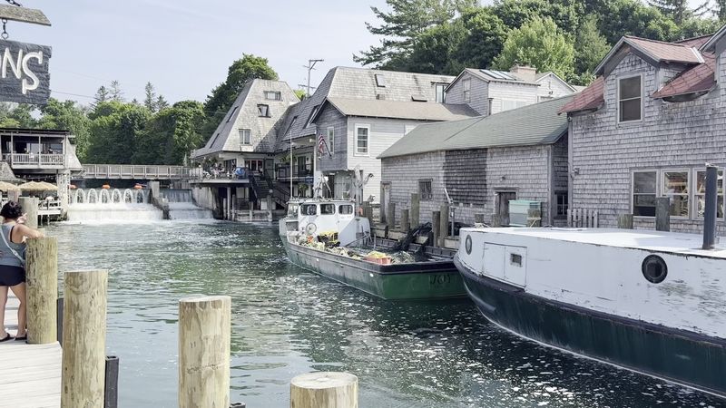 The Fishtown Preservation Society Keeps It Real