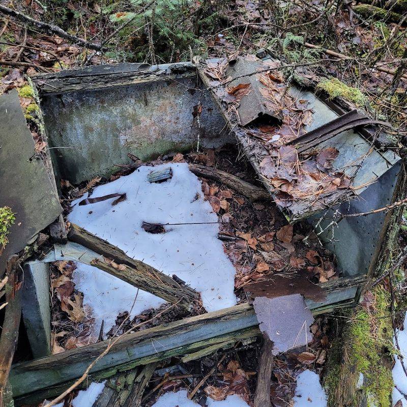 The Steel Safe And The Icebox Counter