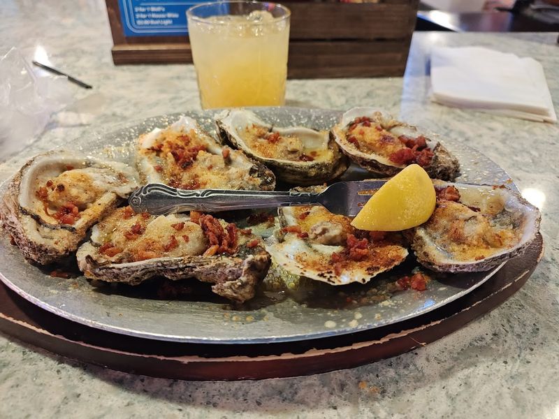 A Menu That Respects Classic Florida Seafood Traditions