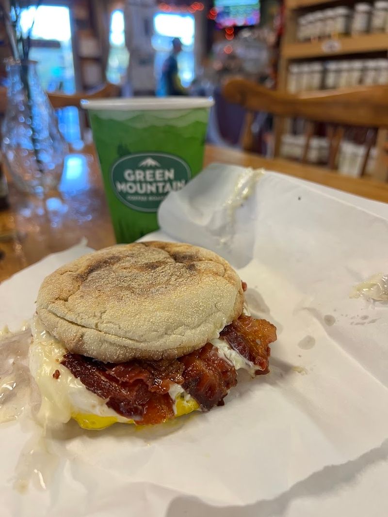 Breakfast That Actually Tastes Like Breakfast Should