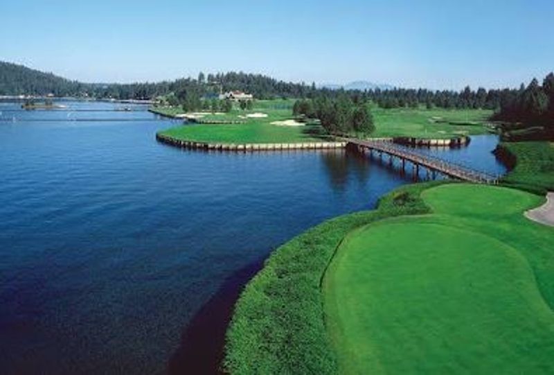 This Three-Quarter-Mile Floating Boardwalk In Idaho Leads To Sparkling Lake Views - Decor Hint Lake Coeur d'Alene Does All The Sparkling