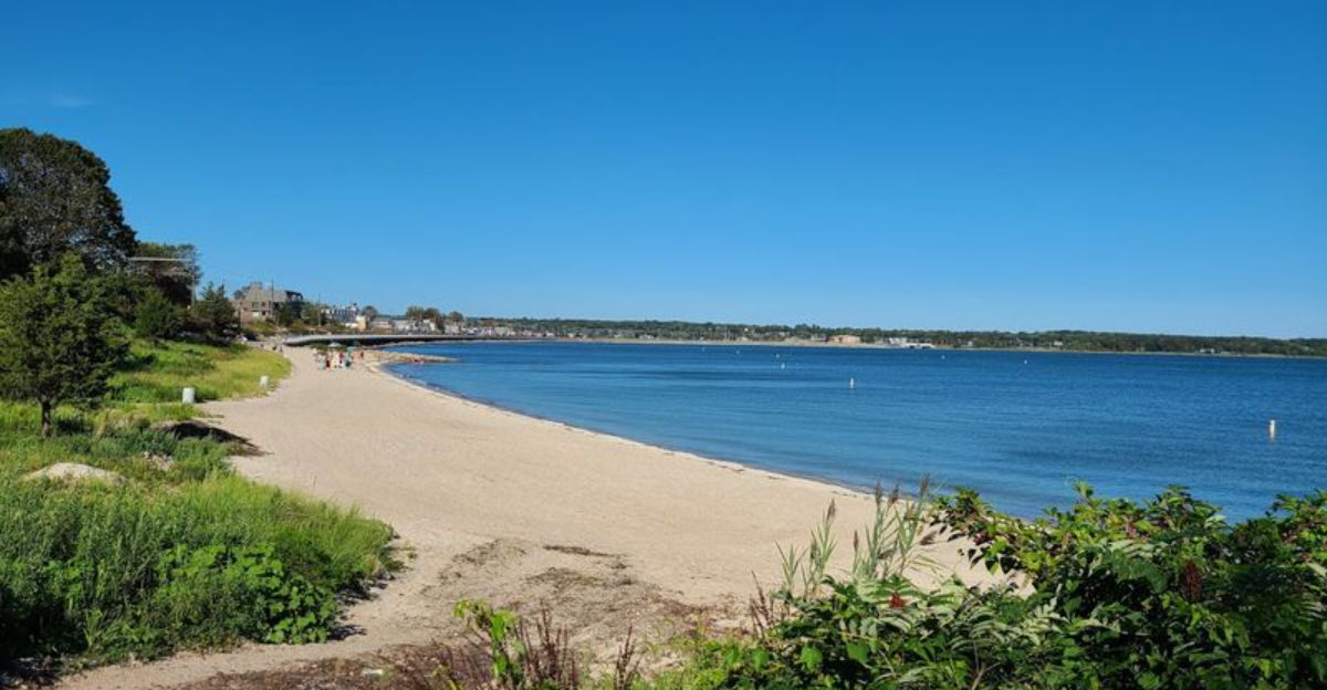 The Most Stunning White Sand Beach In Connecticut Is Hiding In Plain Sight - Decor Hint