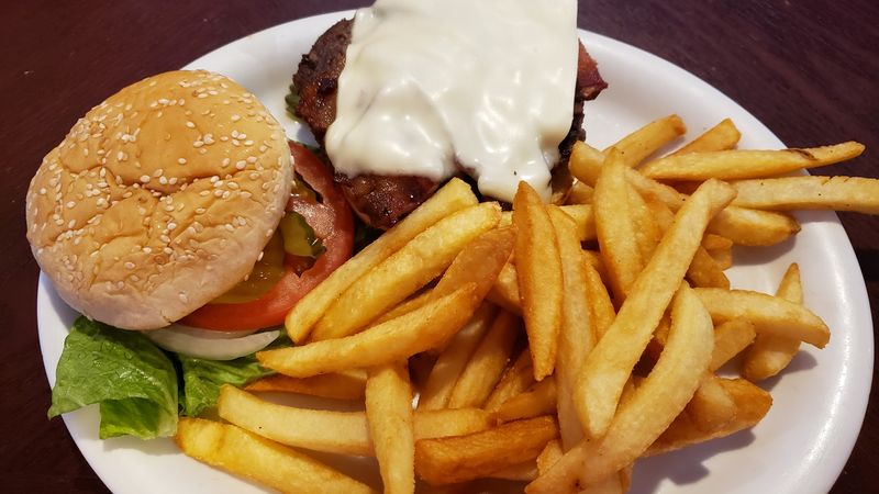 Comfort Food Keeps Regulars Coming Back