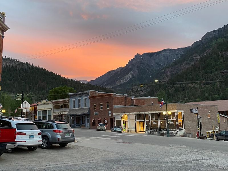 The Colorado Mountain Town That Combines Scenery And Small-Town Charm - Decor Hint Small-Town Charm And Community Atmosphere